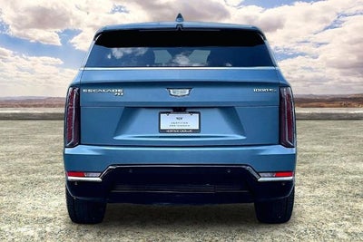 2025 Cadillac ESCALADE IQ Luxury 2