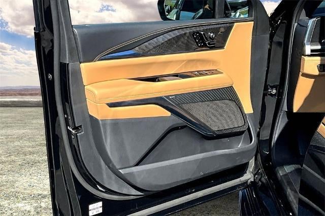 2025 Cadillac ESCALADE IQ Luxury 2