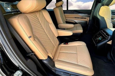 2025 Cadillac ESCALADE IQ Luxury 2