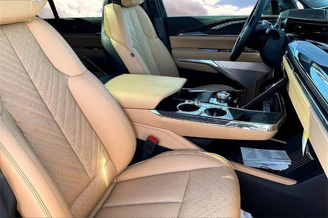 2025 Cadillac ESCALADE IQ Luxury 2