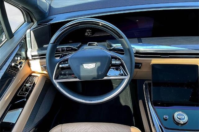 2025 Cadillac ESCALADE IQ Luxury 2