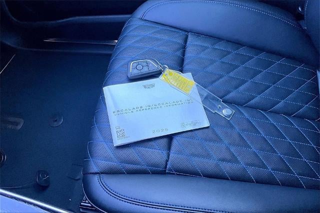 2026 Cadillac ESCALADE IQ Sport