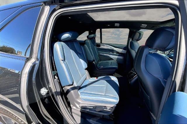 2025 Cadillac ESCALADE IQ Sport 2