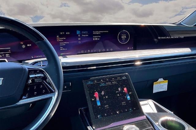 2025 Cadillac ESCALADE IQ Sport 2