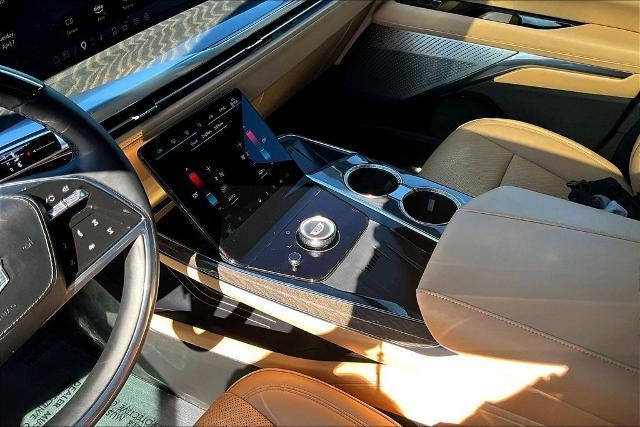 2025 Cadillac ESCALADE IQ Sport 2