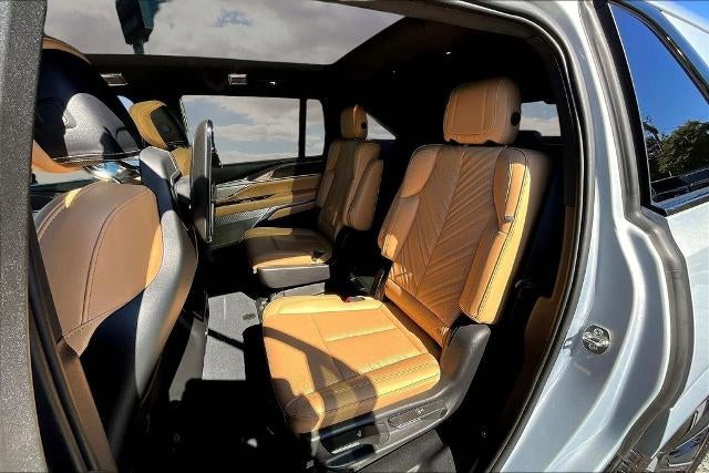 2025 Cadillac ESCALADE IQ Sport 2