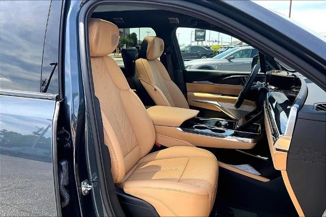 2026 Cadillac ESCALADE IQ Premium Sport