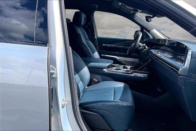 2025 Cadillac ESCALADE IQ Sport 2