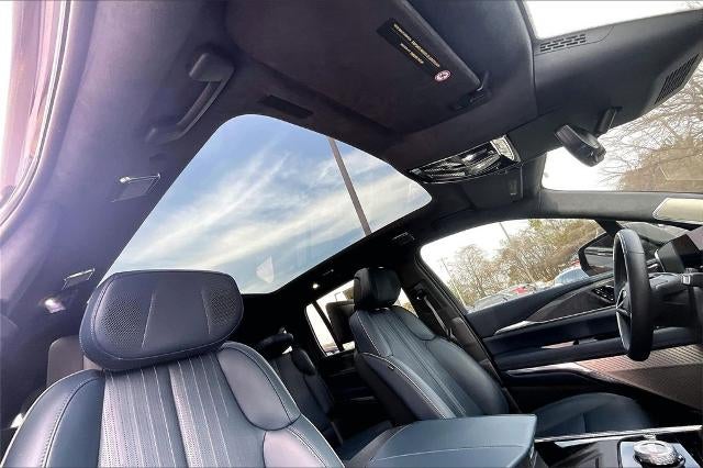 2025 Cadillac ESCALADE IQ Sport 2