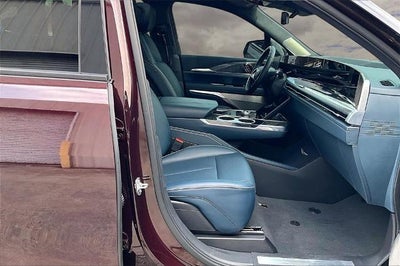 2025 Cadillac ESCALADE IQ Sport 2