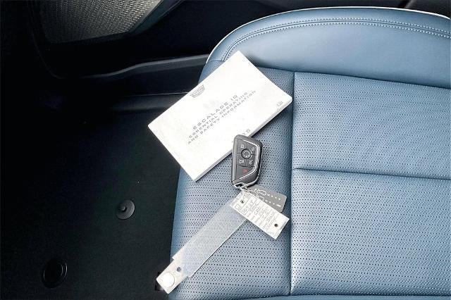 2025 Cadillac ESCALADE IQ Sport 2