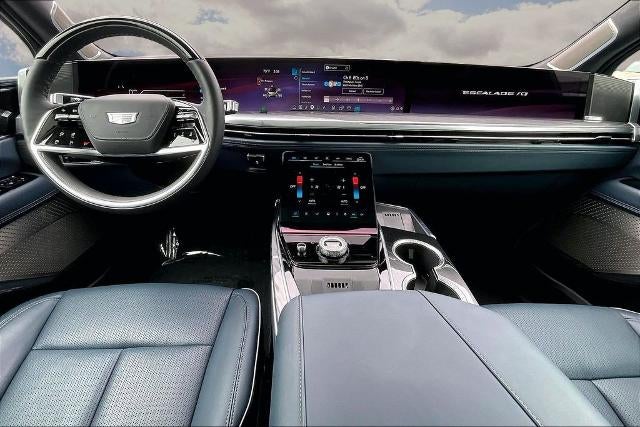 2026 Cadillac ESCALADE IQ Premium Sport