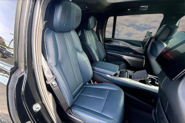 2025 Cadillac ESCALADE IQ Sport 2