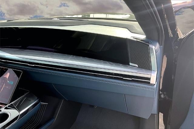 2025 Cadillac ESCALADE IQ Sport 2