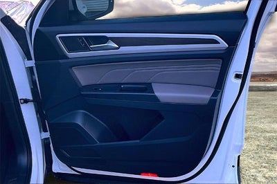 2021 Volkswagen Atlas 3.6L V6 SE w/Technology