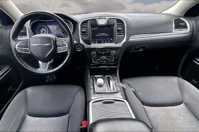 2020 Chrysler 300 Touring