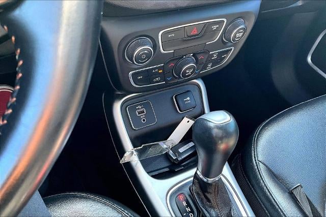 2020 Jeep Compass Latitude w/Sun/Wheel Pkg