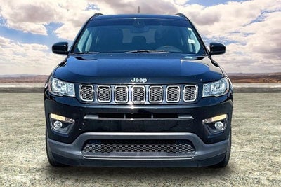 2020 Jeep Compass Latitude w/Sun/Wheel Pkg