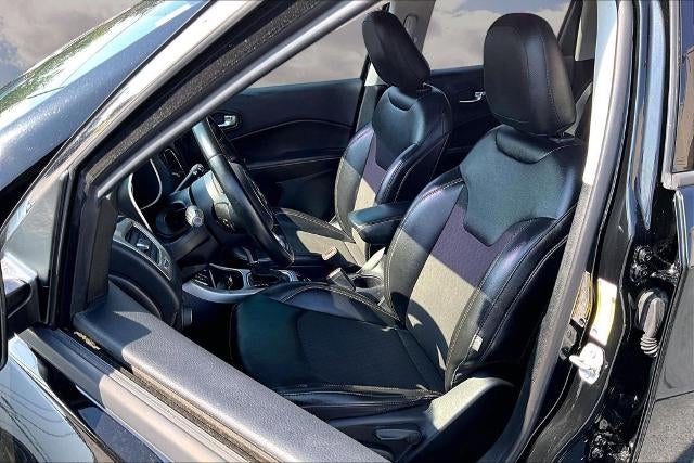2020 Jeep Compass Latitude w/Sun/Wheel Pkg