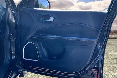 2020 Jeep Compass Latitude w/Sun/Wheel Pkg