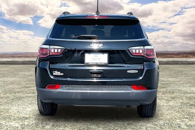 2020 Jeep Compass Latitude w/Sun/Wheel Pkg