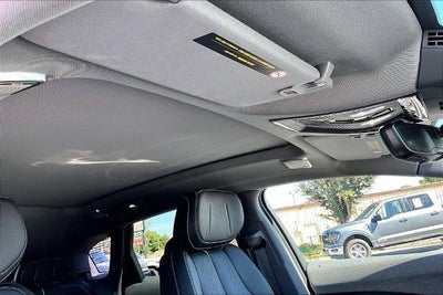 2025 Cadillac OPTIQ Luxury 2