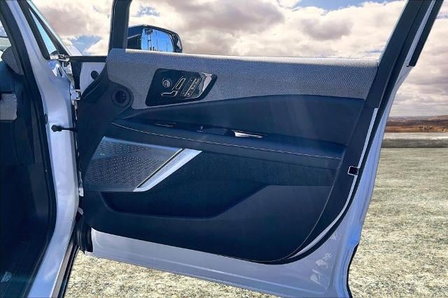 2025 Cadillac OPTIQ Luxury 2