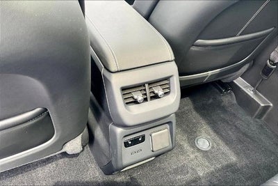 2025 Cadillac OPTIQ Luxury 2