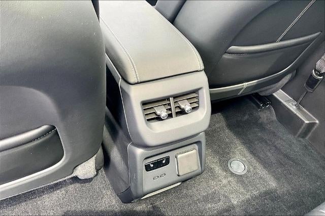 2025 Cadillac OPTIQ Luxury 2