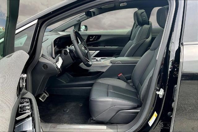 2025 Cadillac OPTIQ Luxury 2