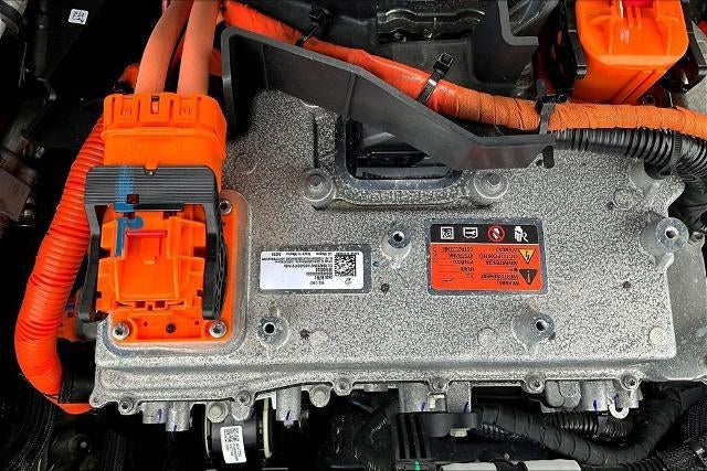 2025 Cadillac OPTIQ Luxury 2