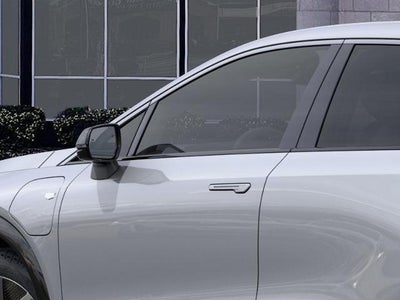 2025 Cadillac OPTIQ Luxury 2