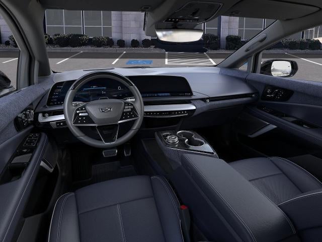 2025 Cadillac OPTIQ Luxury 2