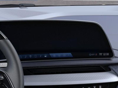 2025 Cadillac OPTIQ Luxury 2