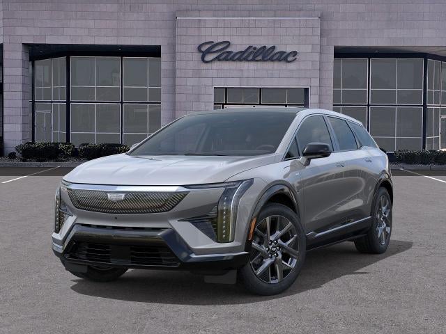 2025 Cadillac OPTIQ Luxury 2