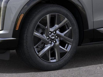 2025 Cadillac OPTIQ Luxury 2