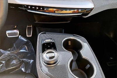 2025 Cadillac OPTIQ Luxury 2