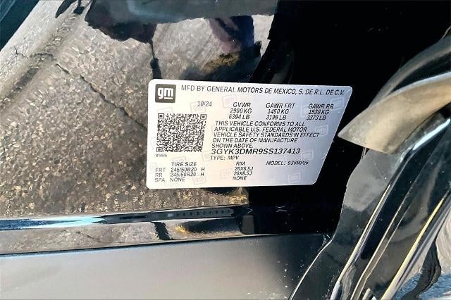 2025 Cadillac OPTIQ Luxury 2