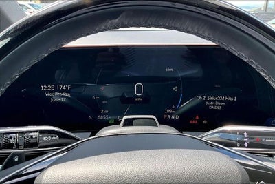 2025 Cadillac OPTIQ Luxury 2