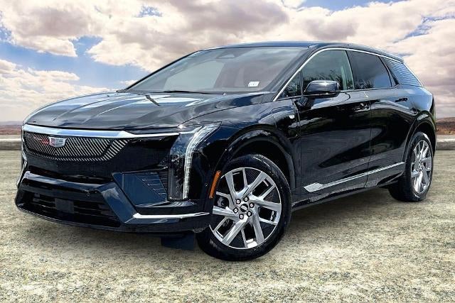 2025 Cadillac OPTIQ Luxury 2