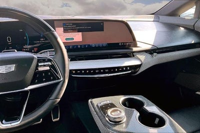2025 Cadillac OPTIQ Sport 2