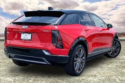 2025 Cadillac OPTIQ Sport 2