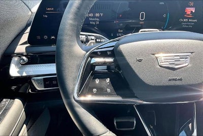 2025 Cadillac OPTIQ Sport 2