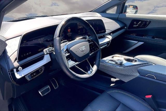 2025 Cadillac OPTIQ Sport 2