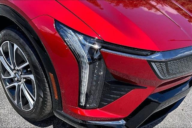 2025 Cadillac OPTIQ Sport 2