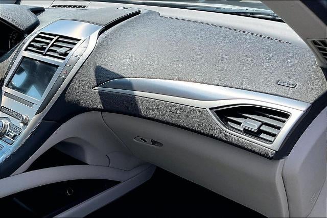 2020 Lincoln MKZ Standard