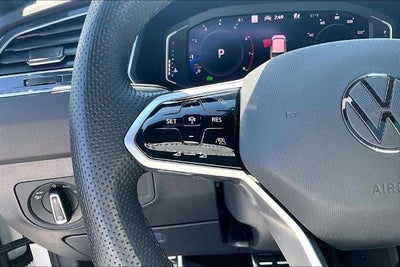 2022 Volkswagen Tiguan SEL R-Line