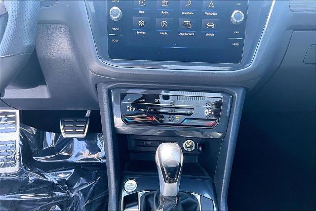 2022 Volkswagen Tiguan SEL R-Line