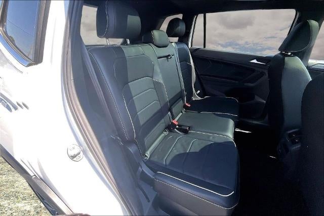 2022 Volkswagen Tiguan SEL R-Line