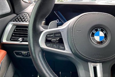 2023 BMW X7 M60i